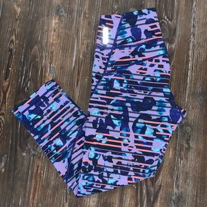 Zella (Nordstrom) Striped Cropped Leggings